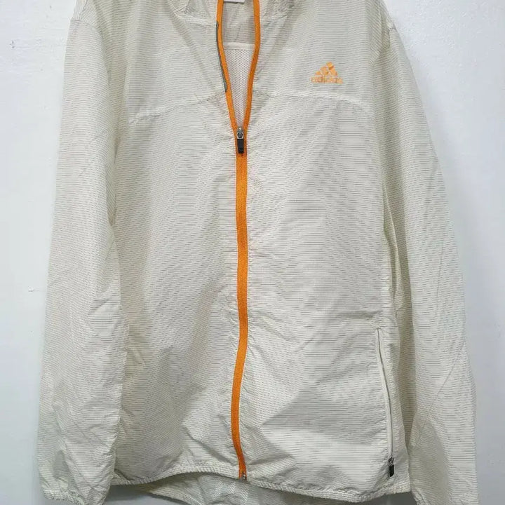 [BUNJANG] Adidas Beige Light Hooded Windbreaker Jacket Size 115 / 아디다스 베이지 러이트 후드 바람막이 자켓 115사이즈