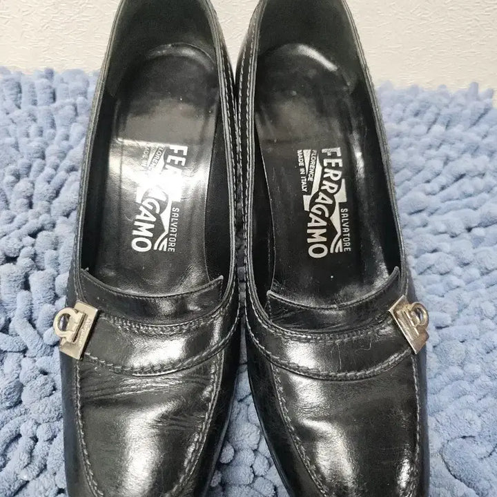 [BUNJANG] Salvatore Ferragamo Black Loafers Pumps Size 5 (225) / 페라가모 블랙 로퍼 펌프스  5  굽7