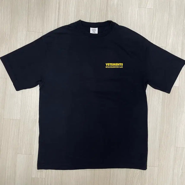 [BUNJANG] VETEMENTS Logo T-Shirt Dark Navy / 베트멍 로고 반팔 다크네이비 M (오버핏L)
