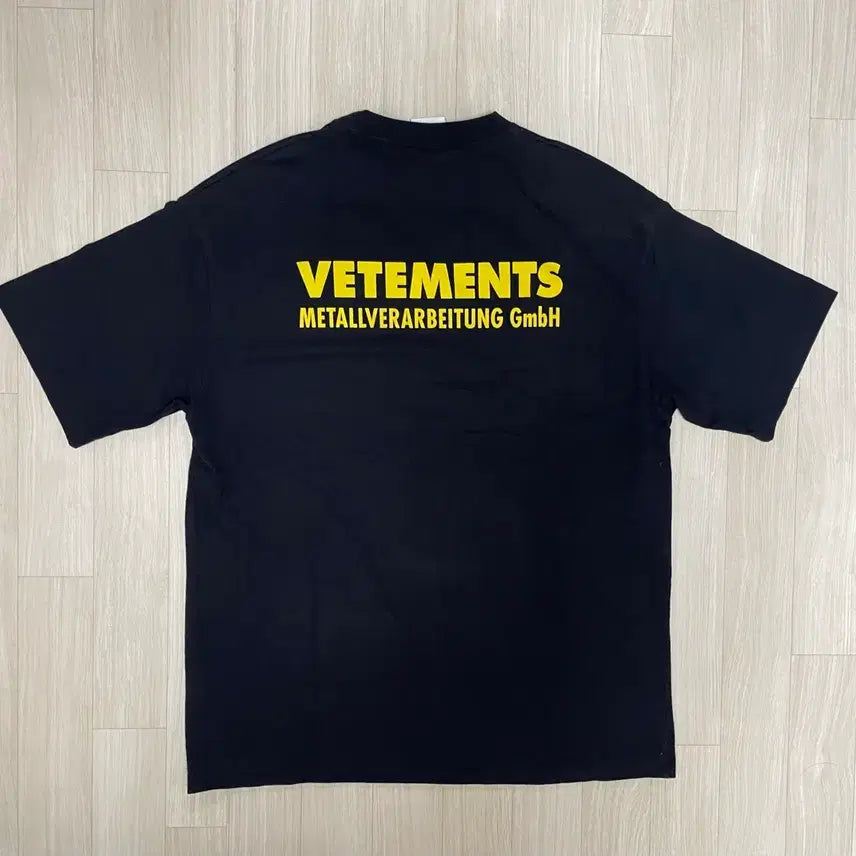 [BUNJANG] VETEMENTS Logo T-Shirt Dark Navy / 베트멍 로고 반팔 다크네이비 M (오버핏L)