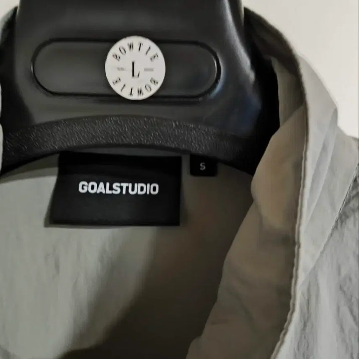 [BUNJANG] SPAO Essential Windbreaker Jacket / s 골스튜디오 에센셜 바람 막이 자켓