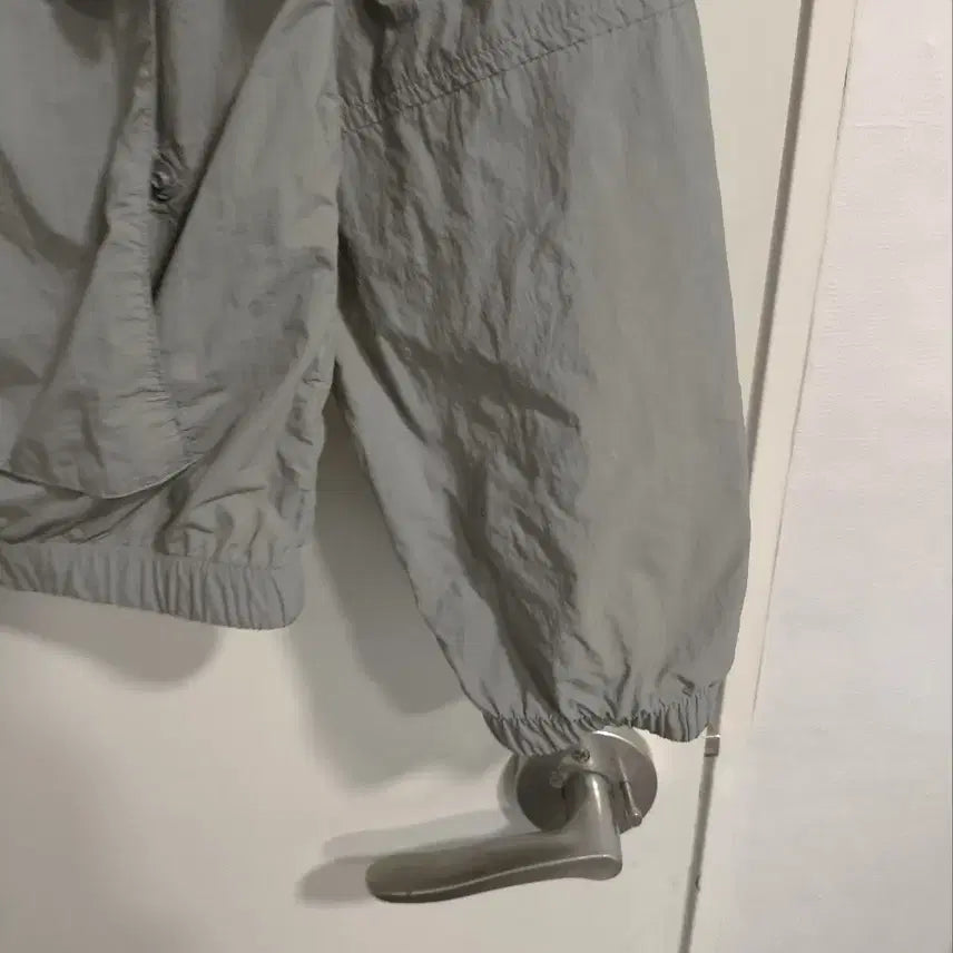 [BUNJANG] SPAO Essential Windbreaker Jacket / s 골스튜디오 에센셜 바람 막이 자켓