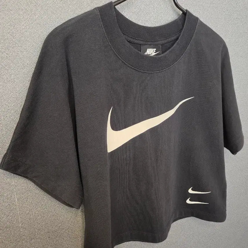 [SOLD OUT] 나이키 크롭 반팔티