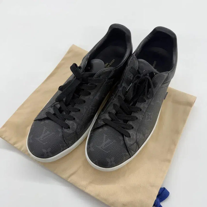 [BUNJANG] Louis Vuitton Luxembourg Sneakers Size 7.5 / { 7.5 } 루이비통 룩셈부르크 스니커즈