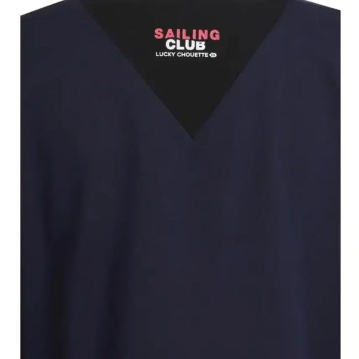 [SOLD OUT] 럭키슈에뜨 자수 디테일 반팔 티셔츠 36 새것