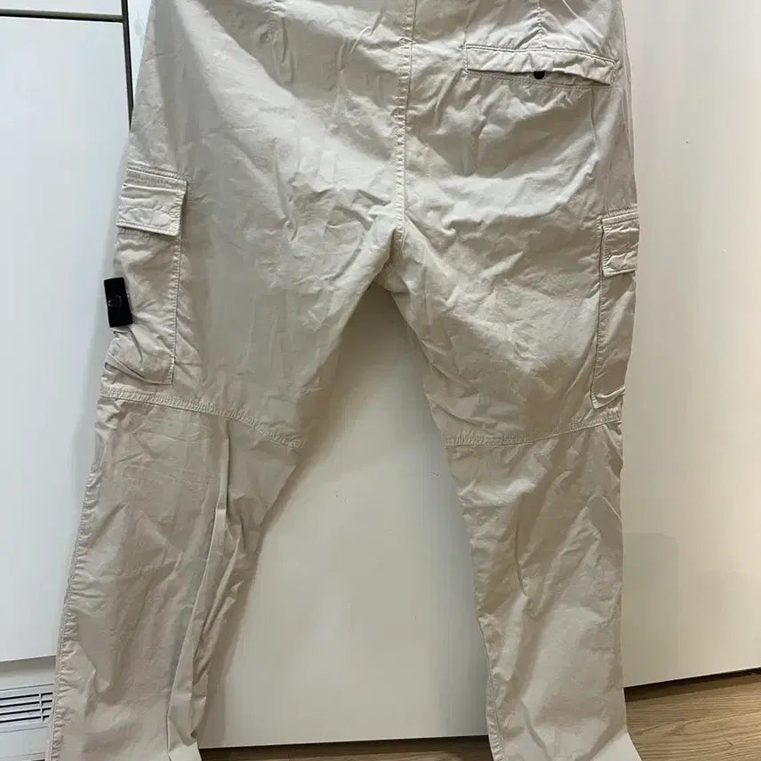 [BUNJANG] Stone Island Beige Cargo Pants (Size 33-34) / 24fw 스톤아일랜드 베이지 카고팬츠 33-34 (새상품급)