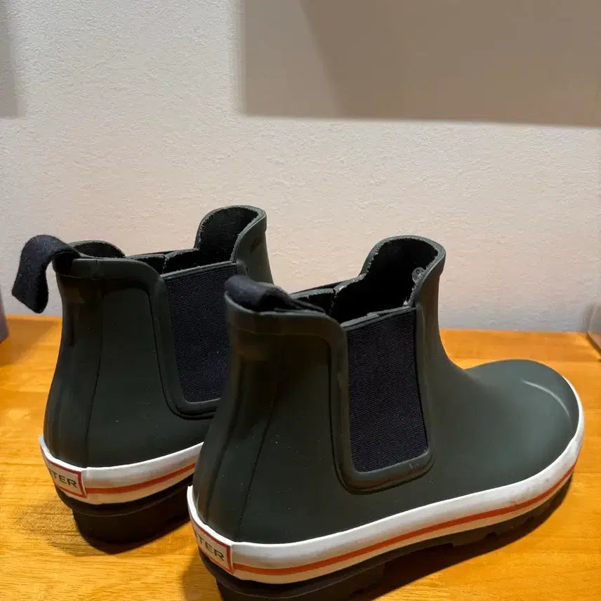 [BUNJANG] Hunter Chelsea Rain Boots Dark Olive / 헌터 첼시 레인부츠 다크올리브