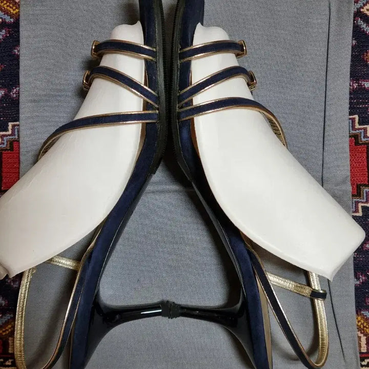 [BUNJANG] Ferragamo Navy Suede Strap Sandals / 정품 페라가모 네이비 스트랩힐 명품샌들, 245mm/38 (상태아주좋음)