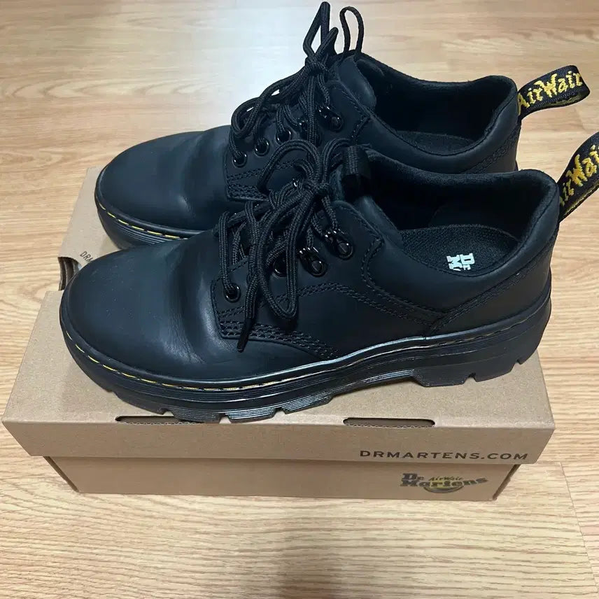 [BUNJANG] Dr. Martens Leader Wyoming Black Boots / 닥터마틴 리더 와이오밍 250 블랙 닥마 27104001