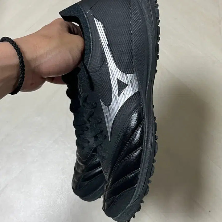 [SOLD OUT] 미즈노 모렐리아 네오 살라 베타 jp 250mm