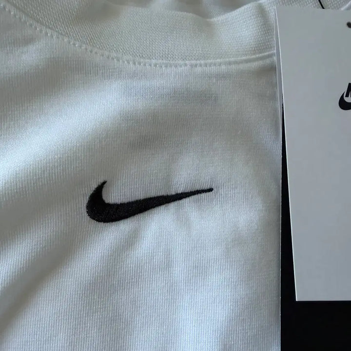 [BUNJANG] Nike White Cropped T-Shirt XS / 새상품 :) 나이키 크롭티셔츠