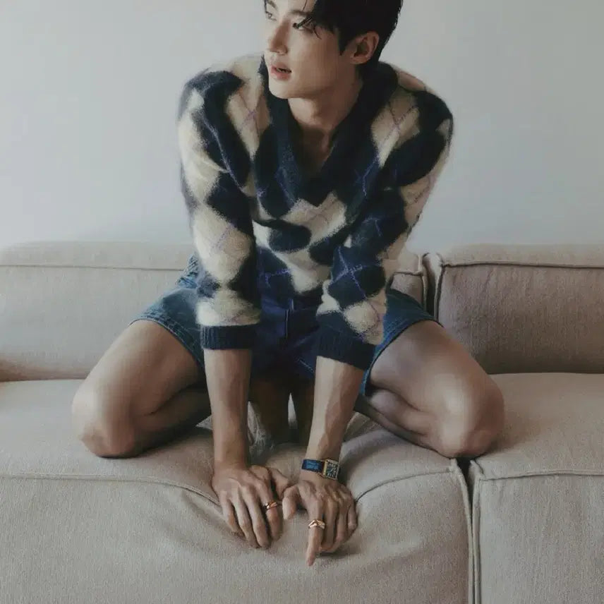 [BUNJANG] Marni Argyle Pattern Knit (Won-Seok Byun Wear, Size 50) / 아가일 패턴 마르니 니트 (변우석 착용, 1회착, 새상품급)