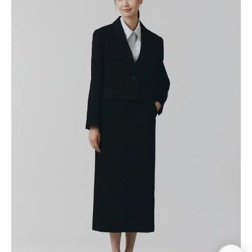 [SOLD OUT] [새상품] 잇미샤 수트 셋업(크롭jk+H라인 sk)