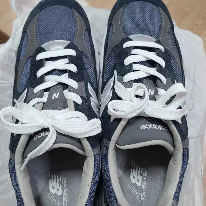 [SOLD OUT] 뉴발란스 992 네이비 275
