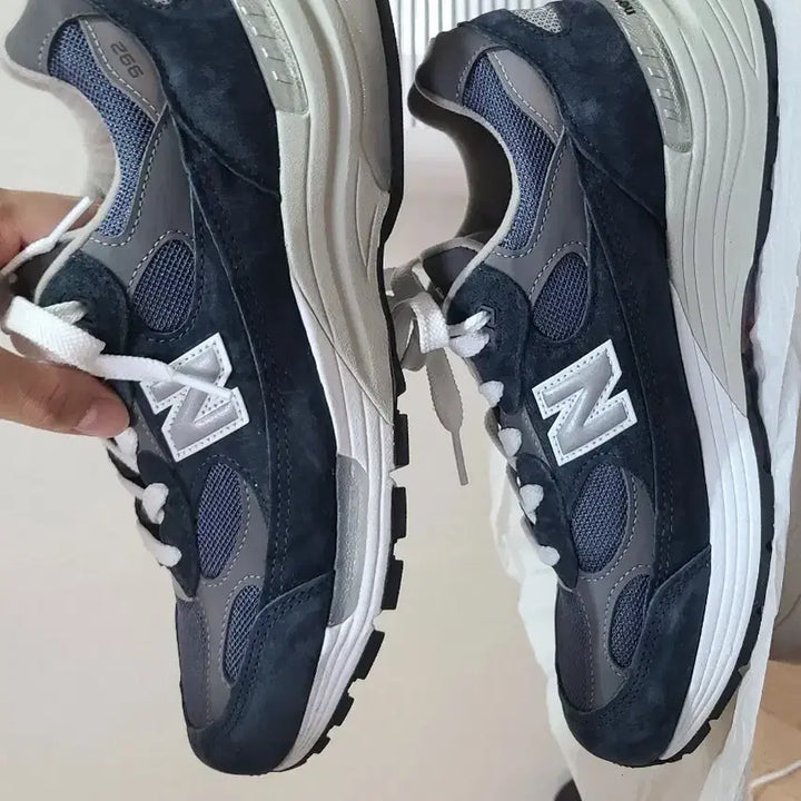 [SOLD OUT] 뉴발란스 992 네이비 275