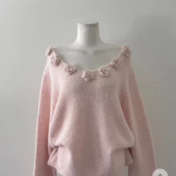 [BUNJANG] Cloudemotion Pink Rose Corsage Knit Top / (미개봉 새상품) 클라우드이모션 핑크 코사지 니트
