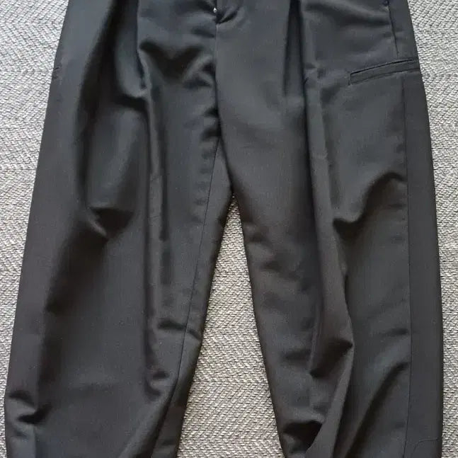 [BUNJANG] Songzio Homme Jogger Slacks (32-34) / (미착용) 송지오옴므 조거 슬래스 86 (32~34)
