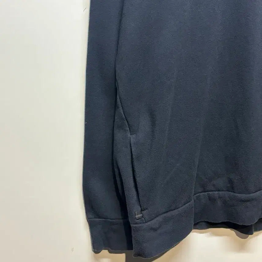 [BUNJANG] Oakley Black Hoodie / 오클리 블랙 후드티