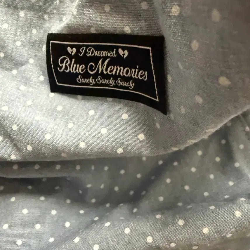 [SOLD OUT] 배드블루 도트 집업