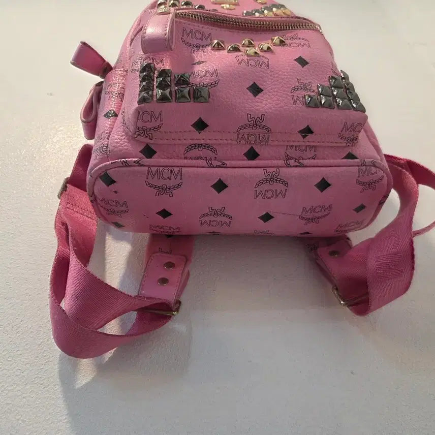 [BUNJANG] MCM Pink Studded Backpack Mini / MCM 핑크 스터드 백팩 미니