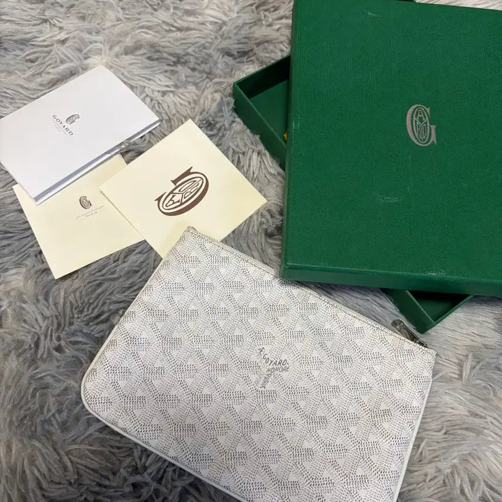 [BUNJANG] Goyard Saint Pierre PM Clutch Bag White / 고야드 세나pm 클러치백 풀구성 새상품급