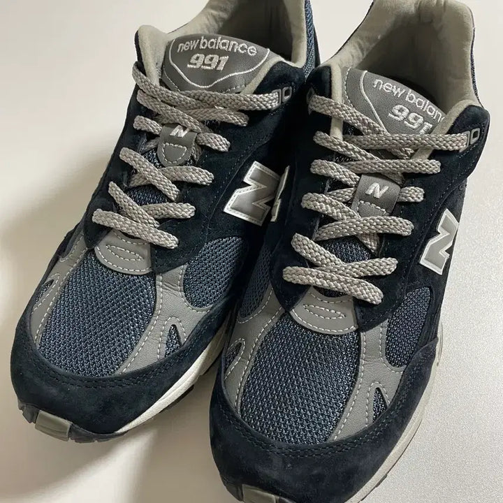 [BUNJANG] New Balance 991 Navy Sneakers / 뉴발란스 991 네이비 270mm