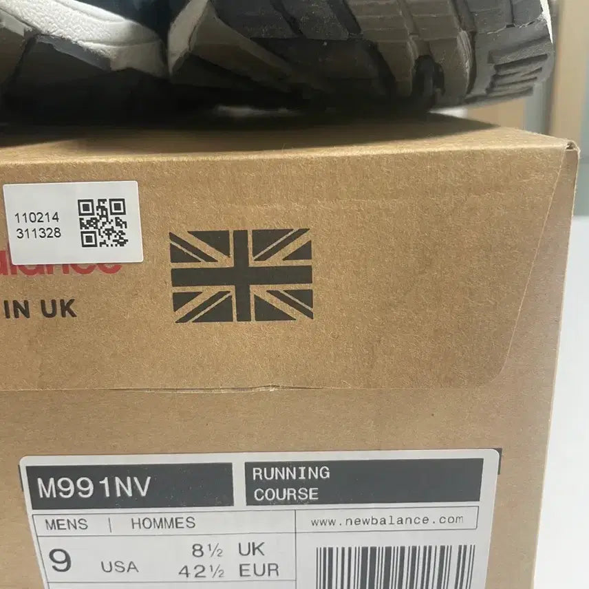 [BUNJANG] New Balance 991 Navy Sneakers / 뉴발란스 991 네이비 270mm