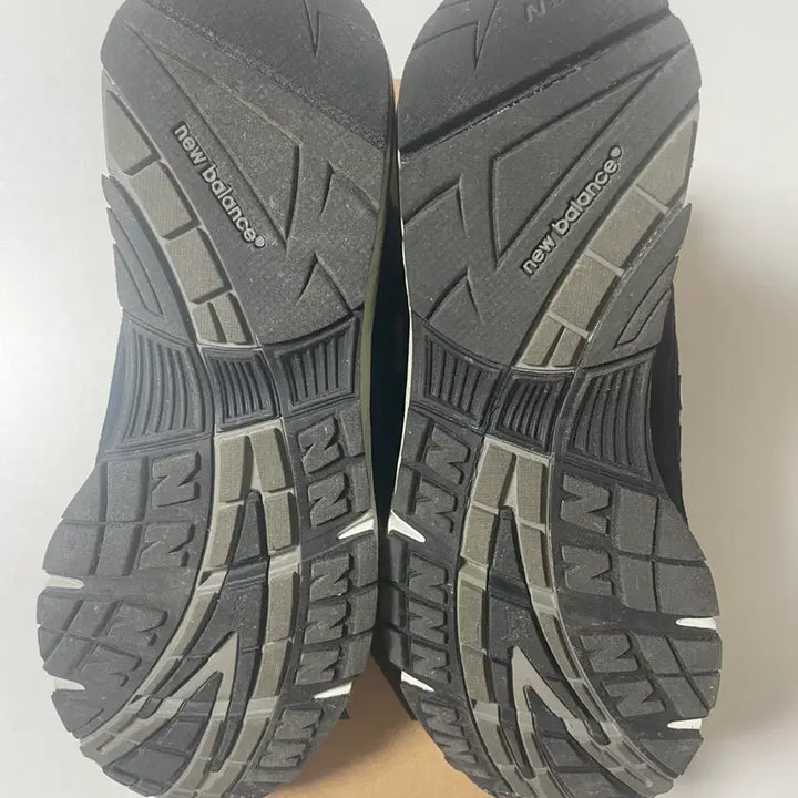 [BUNJANG] New Balance 991 Navy Sneakers / 뉴발란스 991 네이비 270mm