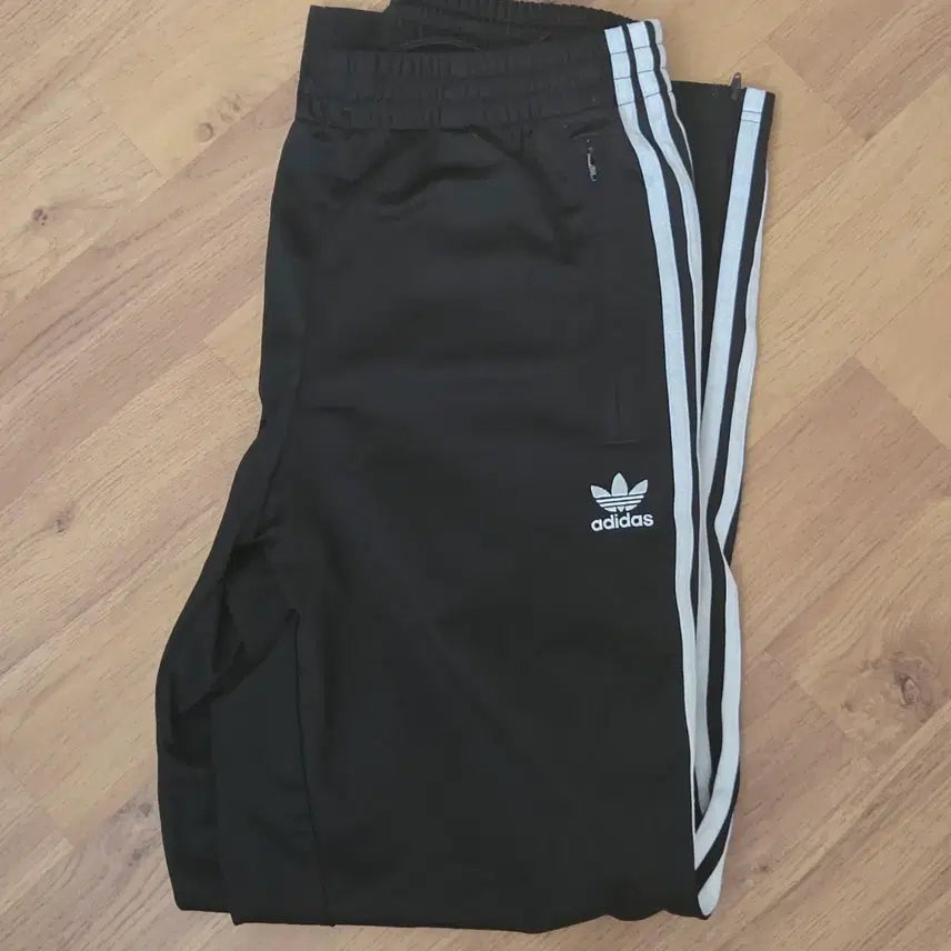 [BUNJANG] Adidas Firebird Black Track Pants S Size / (새상품) 아디다스 파이어버드 블랙 트랙팬츠 S사이즈 IJ7055