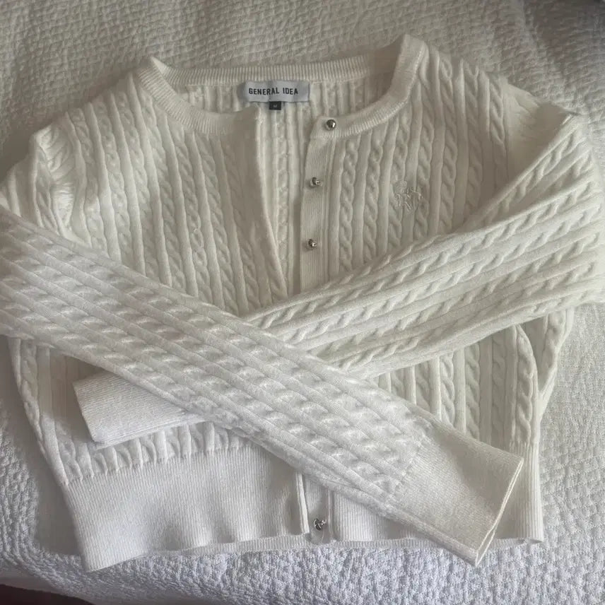 [BUNJANG] General Idea Cable Crop Cardigan White M / 제너럴아이디어 케이블 크롭 가디건 화이트 M