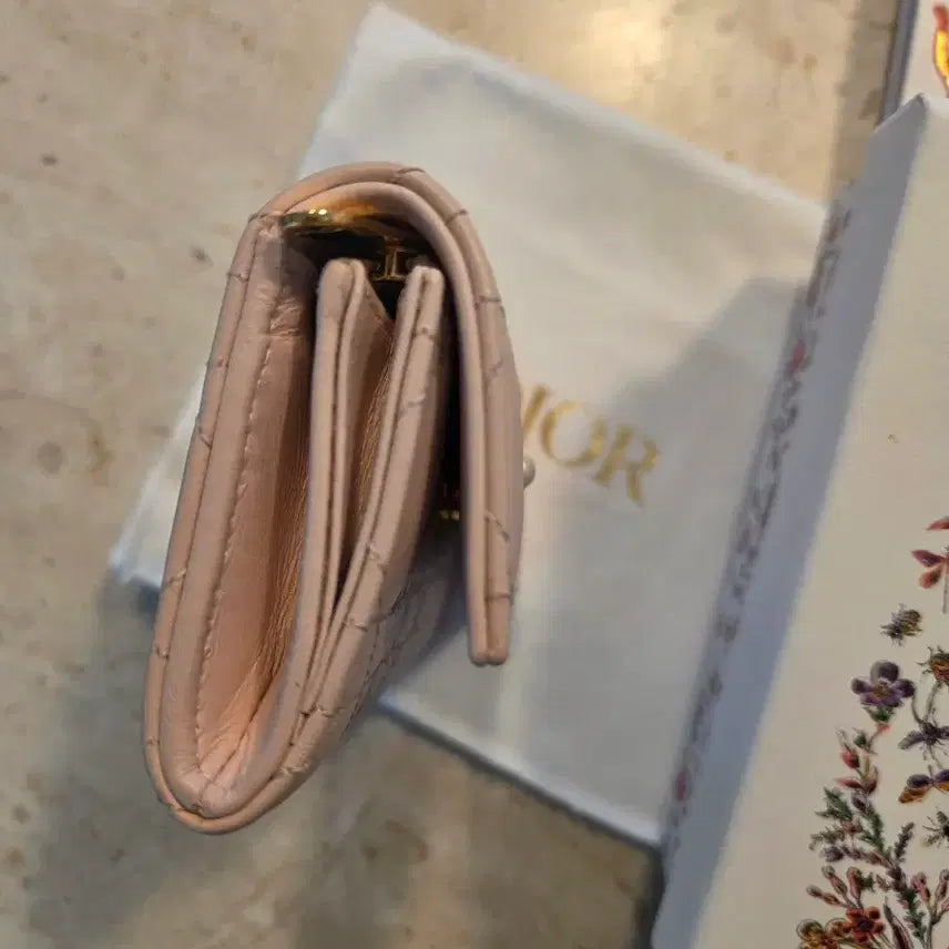 [BUNJANG] Dior Lady Dior Pale Pink Card Wallet Full Set / 정품 디올 레이디 디올 페일 핑크 카드지갑 풀세트