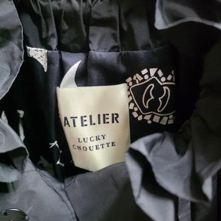 [BUNJANG] Lucky Chouette Spring Black Jacket / 럭키슈에뜨 봄점퍼