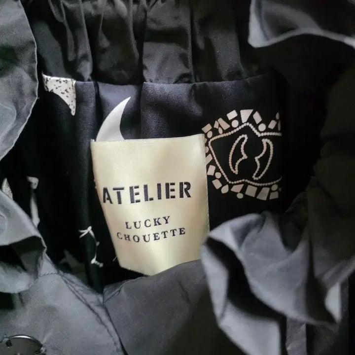 [BUNJANG] Lucky Chouette Spring Black Jacket / 럭키슈에뜨 봄점퍼