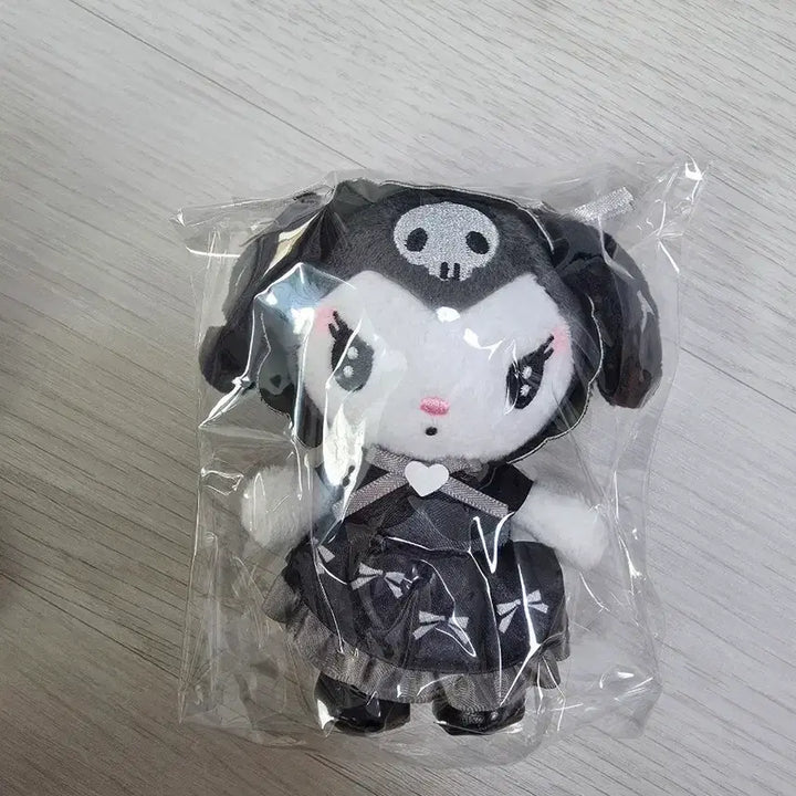 [BUNJANG] Kuromi 50th Anniversary MC Collection Mascot Plush / 쿠로미 50주년 MC컬렉션 마스코트 인형