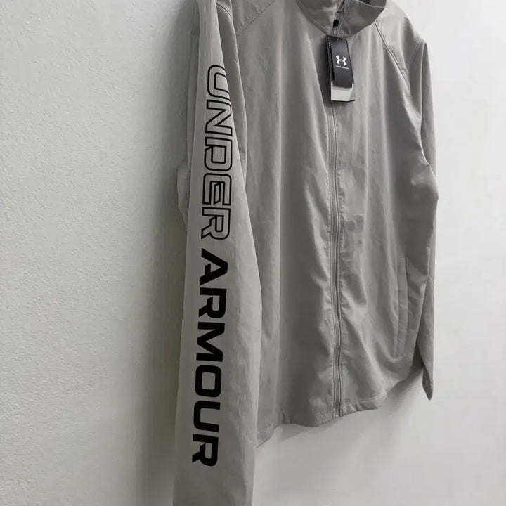 [SOLD OUT] 언더아머 런 L/G 바람막이 자켓(L)