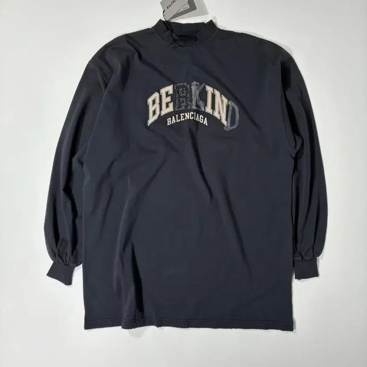 [BUNJANG] Balenciaga Be Kind Berlin Distressed Long Sleeve / 발렌시아가 비카인드 베를린 디스트레스드 롱슬리브 페이디드 블랙 1사이즈