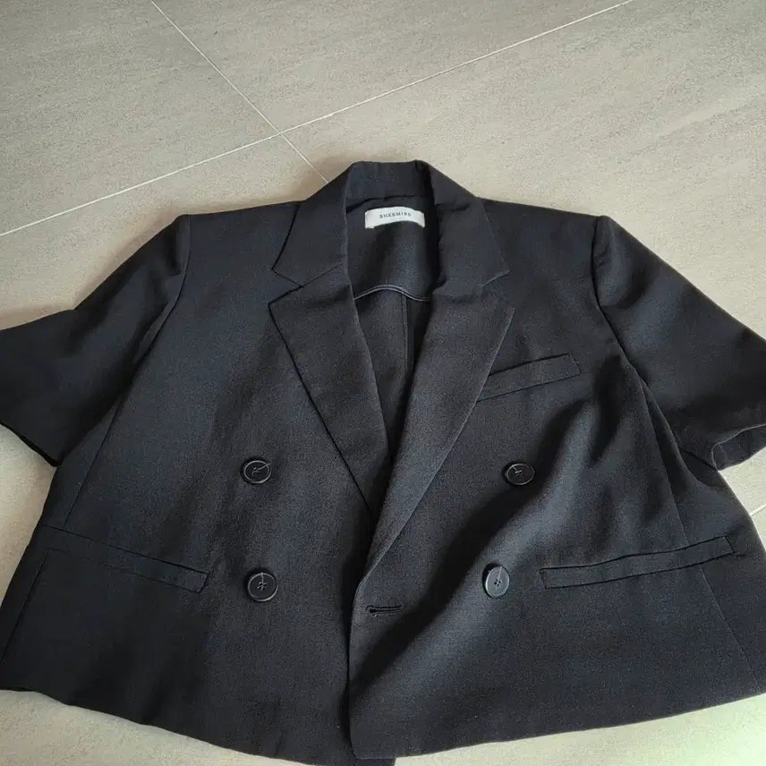 [SOLD OUT] 시즈미스 여름 반팔자켓