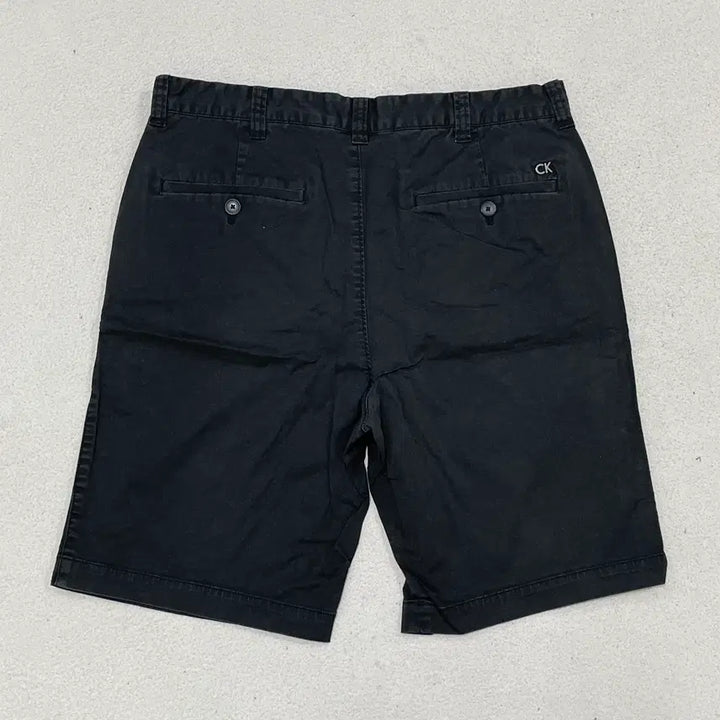 [BUNJANG] Calvin Klein Jeans Black Chino Shorts / 33 캘빈클라인 진스 블랙 치노 반바지 0414-2