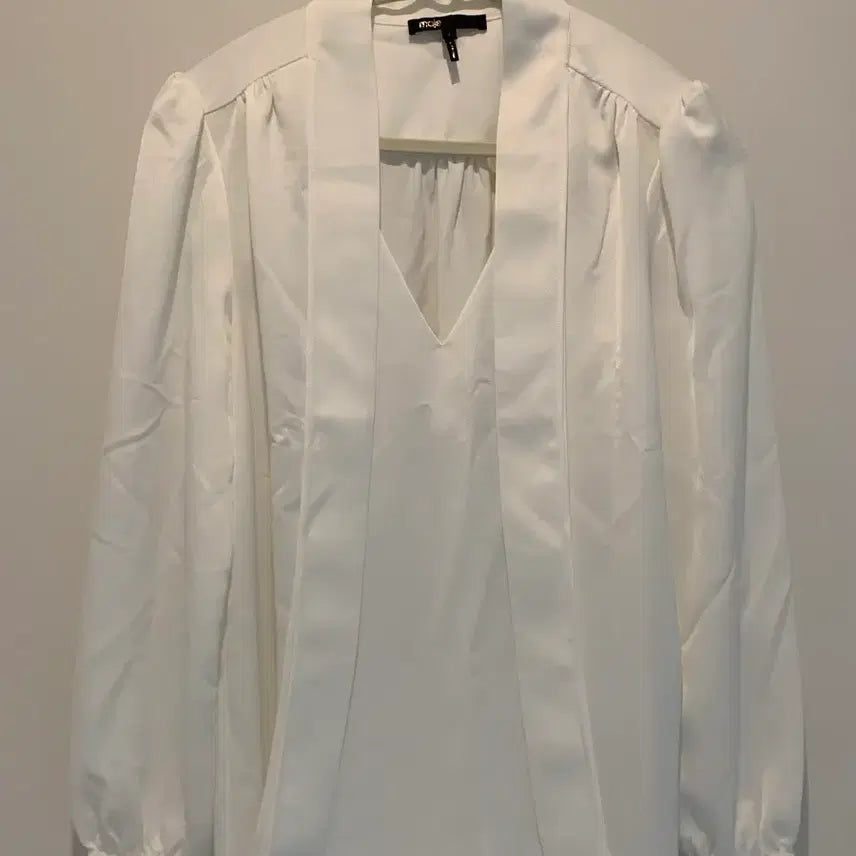 [BUNJANG] Maje White Blouse (Size 4) / 마쥬 블라우스 4사이즈