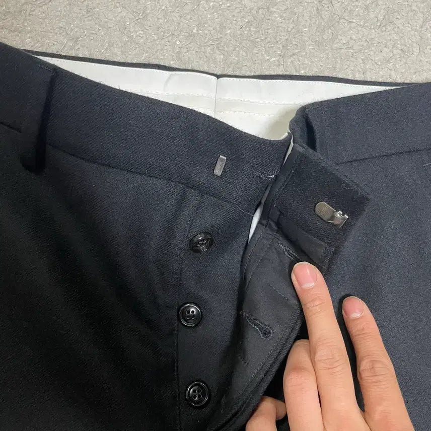 [BUNJANG] AMI Wool Slacks Pants 32 inch / 아미 울 슬랙스 바지 팬츠 32인치