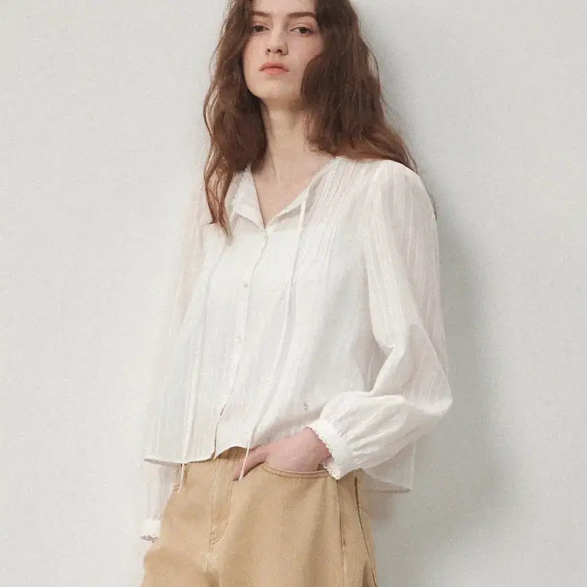 [SOLD OUT] 오스트카카 신상 블라우스 새제품