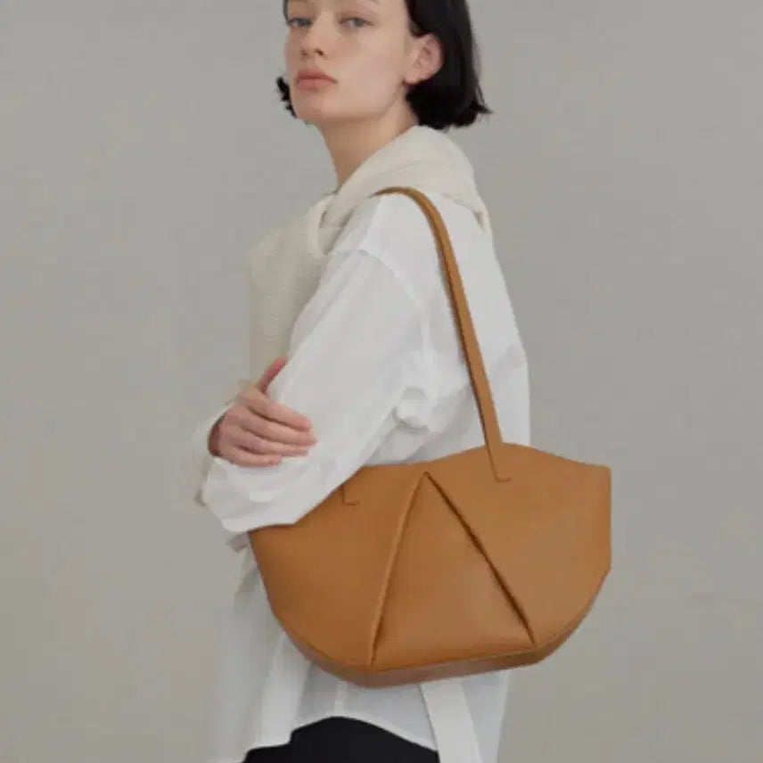 [BUNJANG] Sartore Leev Shoulder Bag Brown / 사르투 리브 숄더백 브라운
