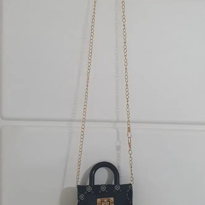 [BUNJANG] Black Mini Tote Bag with Scarf Chain / 미니 블랙 토트백 + 스카프 체인