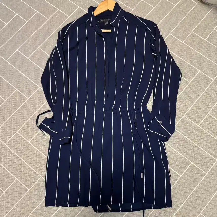 [BUNJANG] Banana Republic Striped Dress S / 바나나 리퍼블릭 스트라이프 원피스 / S 90사이즈
