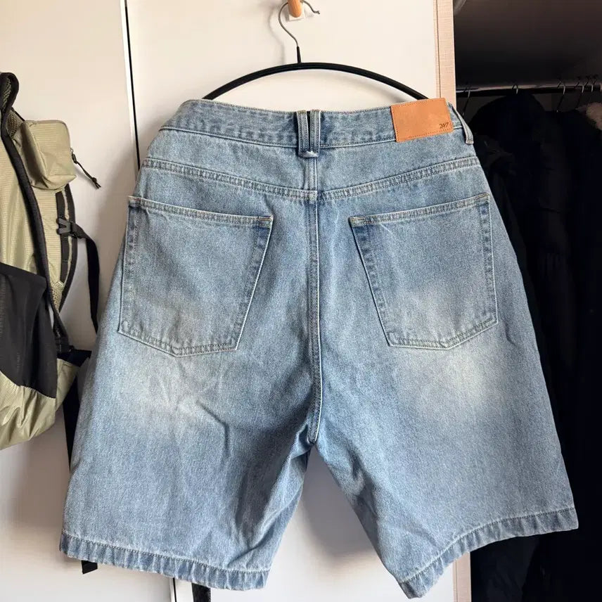 [SOLD OUT] 247시리즈 데님 반바지 (31-33)