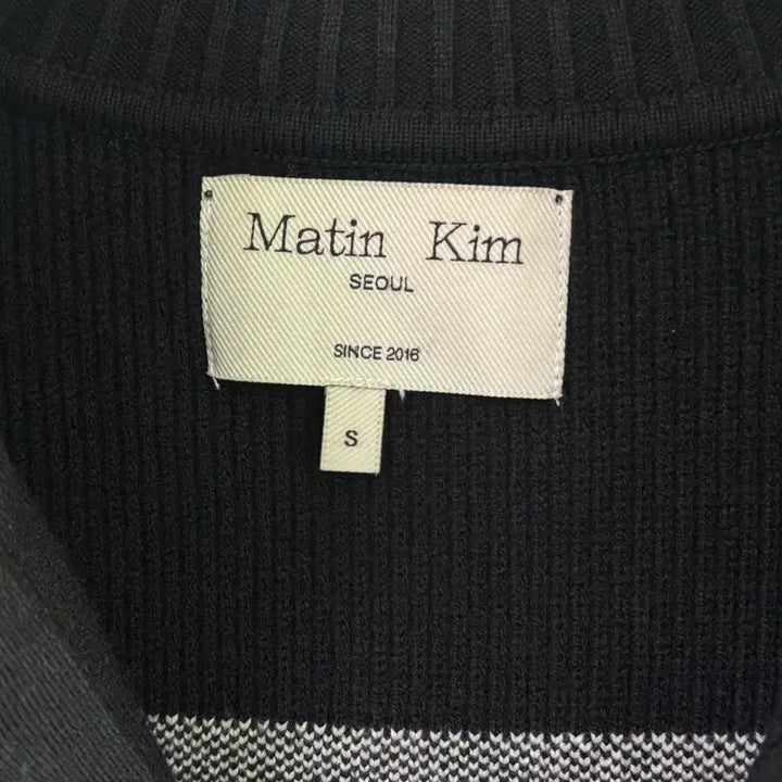 [BUNJANG] Matinkim Knit Zip-up S Size / 마뗑킴 니트집업 s사이즈