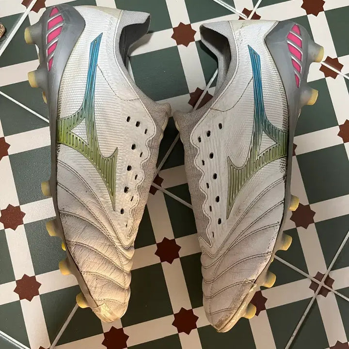 [SOLD OUT] 미즈노 모렐리아 네오 3 베타 재팬 MD 280 축구화
