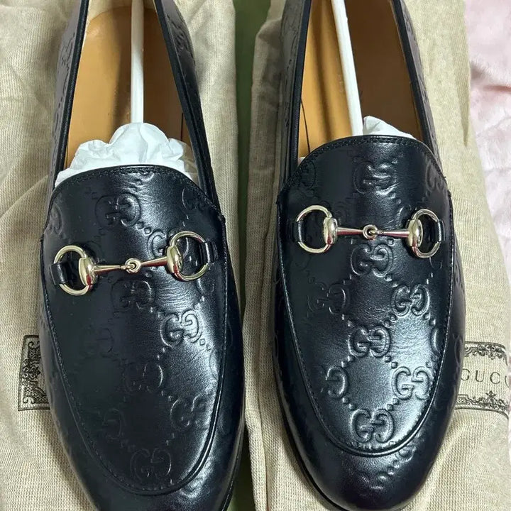 [SOLD OUT] 구찌 조던 레더 로퍼 235~240 사이즈