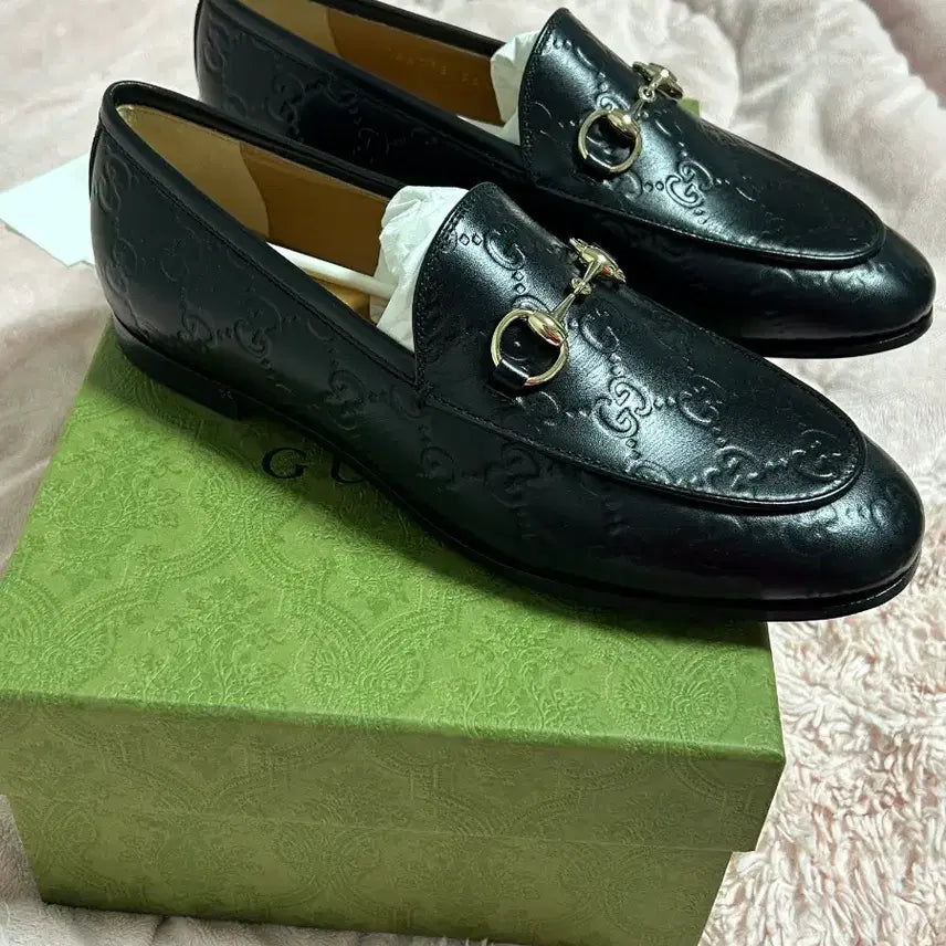 [SOLD OUT] 구찌 조던 레더 로퍼 235~240 사이즈