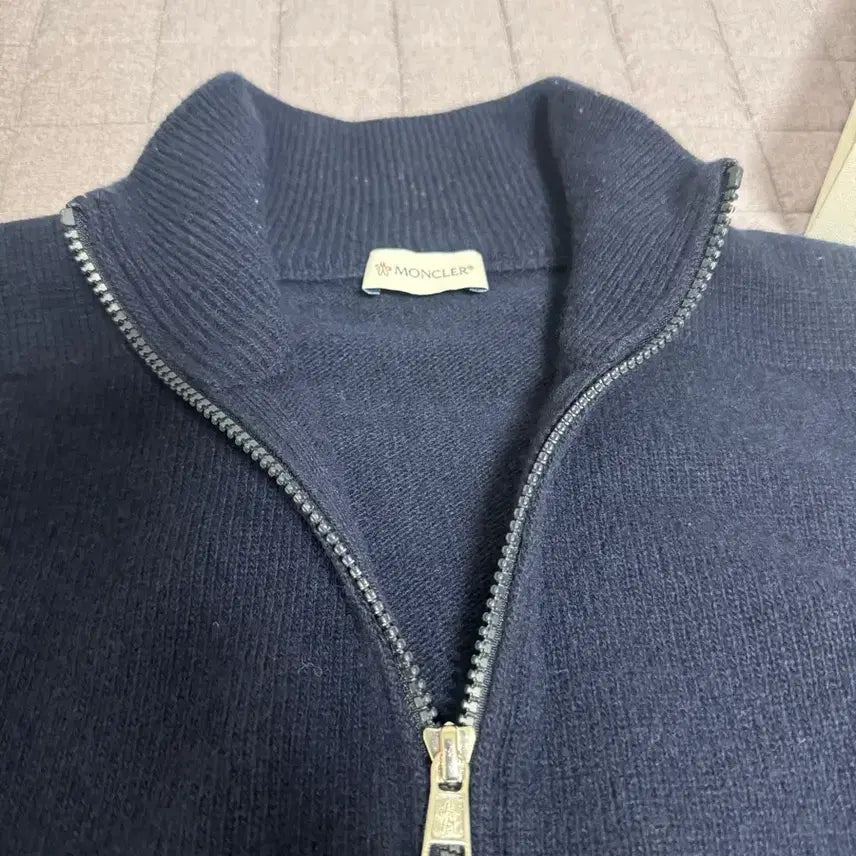 [BUNJANG] Moncler Logo Patch Knit Zip-Up XL / [백화점판/XL]몽클레어 로고패치 니트집업